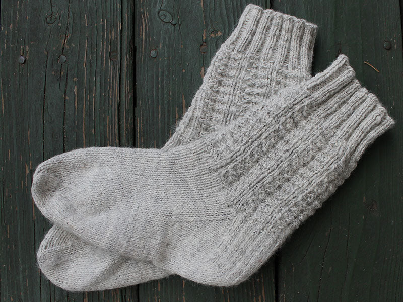 Barn Socks (knit)